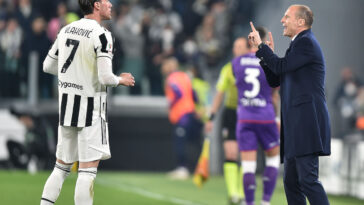 Video: los comentaristas polacos se burlan de Allegri después de la sustitución de Vlahovic-Chiellini