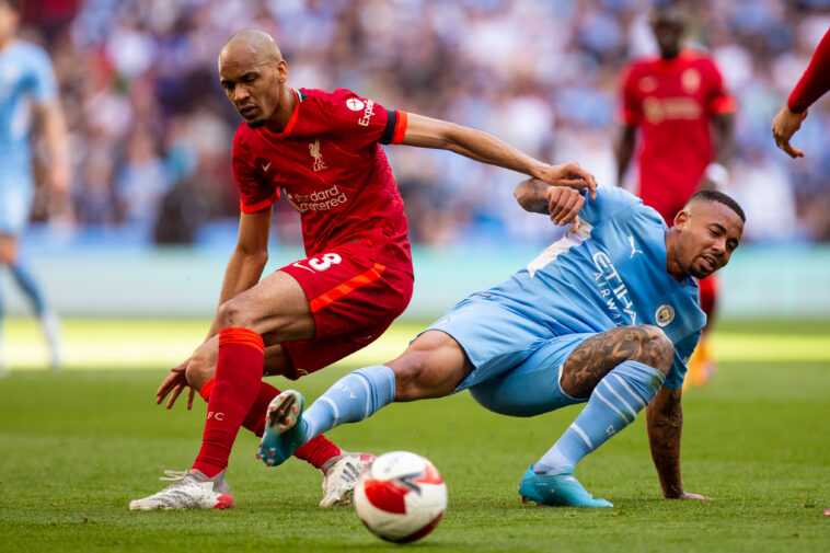 Manchester City y Liverpool luchan por el título de la Premier League