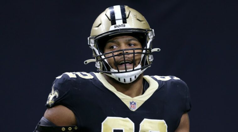 A Marcus Davenport de los Saints le amputaron parte del dedo esta temporada baja