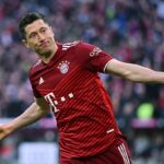 Robert Lewandowski podría estar saliendo del Bayern de Múnich mientras el Barcelona presenta una oferta