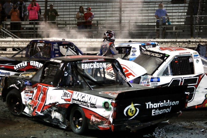 Clima de carrera Clima de camiones de NASCAR Clima de NASCAR Clima de Knoxville Raceway Clima de Knoxville, Iowa