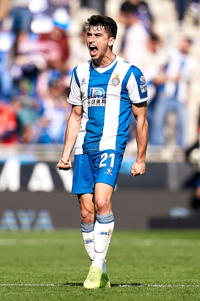 Roca ascendió en las filas del Espanyol antes de mudarse al Bayern de Múnich en 2020