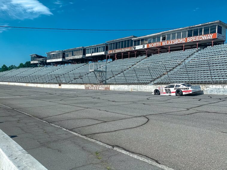 Dale Earnhardt Jr planea correr North Wilkesboro Speedway este año