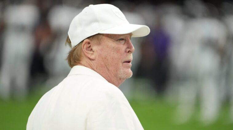 El propietario de los Raiders, Mark Davis, dona $1 millón al distrito escolar de Uvalde