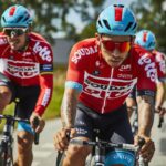 Más equipos revelan kits especiales del Tour de Francia, nuevos patrocinadores