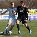 Newcastle ha intensificado su interés en el joven de Kilmarnock Charlie McArthur (izquierda)