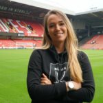 Nina Wilson firma un nuevo contrato con el Sheffield United