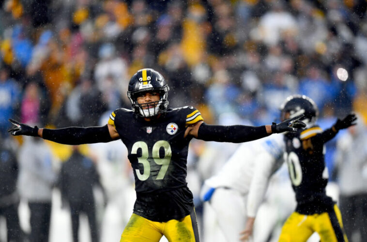 PITTSBURGH, PENNSYLVANIA - 14 DE NOVIEMBRE: Minkah Fitzpatrick #39 de los Pittsburgh Steelers reacciona después de que los Detroit Lions fallaron un intento de gol de campo en tiempo extra en Heinz Field el 14 de noviembre de 2021 en Pittsburgh, Pennsylvania.  (Foto de Joe Sargent/Getty Images)