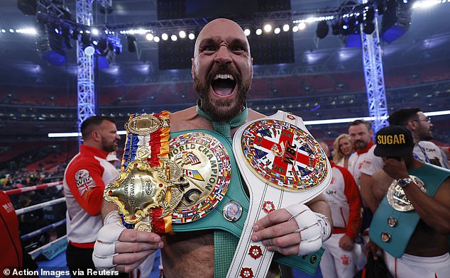 La estrella de los pesos pesados ​​Tyson Fury ha confirmado que volverá a pelear por el precio justo