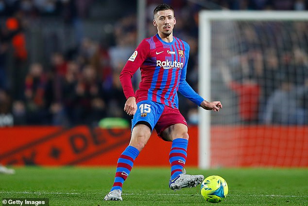 Tottenham are “close to agreeing a season-long loan deal for French centre-back Clement Lenglet”