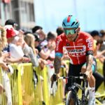 Ewan culpa a Sagan y Van Aert por accidente en el Tour de Francia