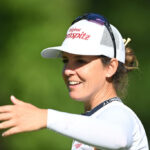 La golfista austriaca regresa a la competencia en el Abierto Escocés Femenino después de un viaje de cuatro meses como mochilera
