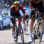 Las aspiraciones de Daniel Martínez en la general del Tour se desmoronan tras perder 15 minutos en la etapa 9