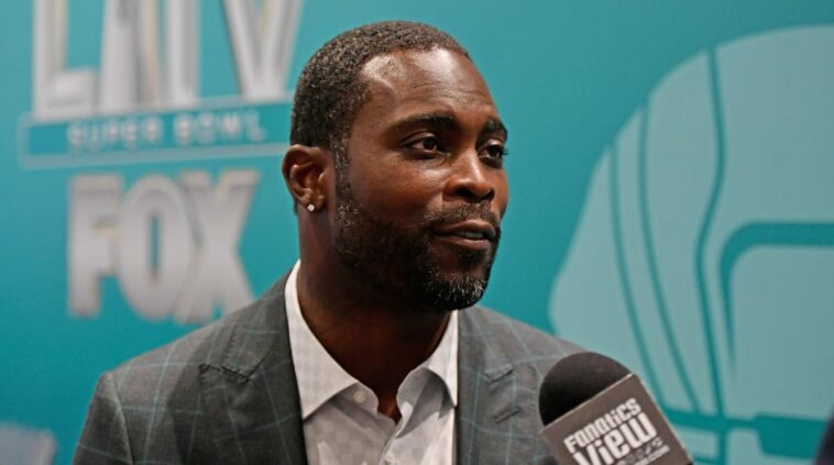 Michael Vick Demandado por los Acreedores por $1.2 Millones en Préstamos