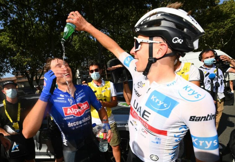 'Otros deportes serían cancelados': los ciclistas del Tour de Francia reaccionan al calor de la etapa 15