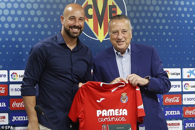 Pepe Reina asegura que ha cumplido su 'promesa' de volver al Villarreal, 17 años después de marcharse