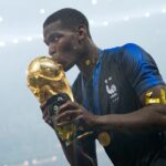 Pogba (29) tras ganar el Mundial de 2018 |  manutd.com
