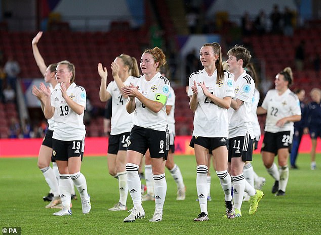 Irlanda del Norte disputará el primer gran torneo de fútbol femenino de su historia