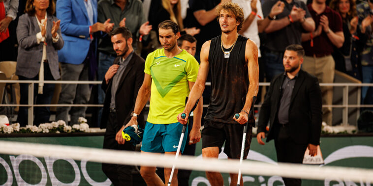 Rafael Nadal y un lesionado Alexander Zverev