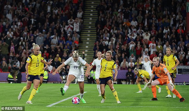 Alessia Russo anotó un taconazo ante Suecia en la semifinal de la Eurocopa Femenina