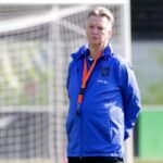 Van Gaal le ha instado a dejar el club antes del Mundial