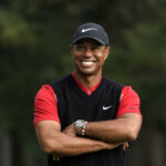 El mundo del golf celebra cuando se anuncia a Tiger Woods como el atleta de portada del PGA Tour 2K23