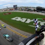 Fanático de NASCAR convierte apuesta de $13 en casi $1 millón después de la carrera de Daytona