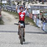 Halter, Schehl ganan títulos junior en MTB Worlds