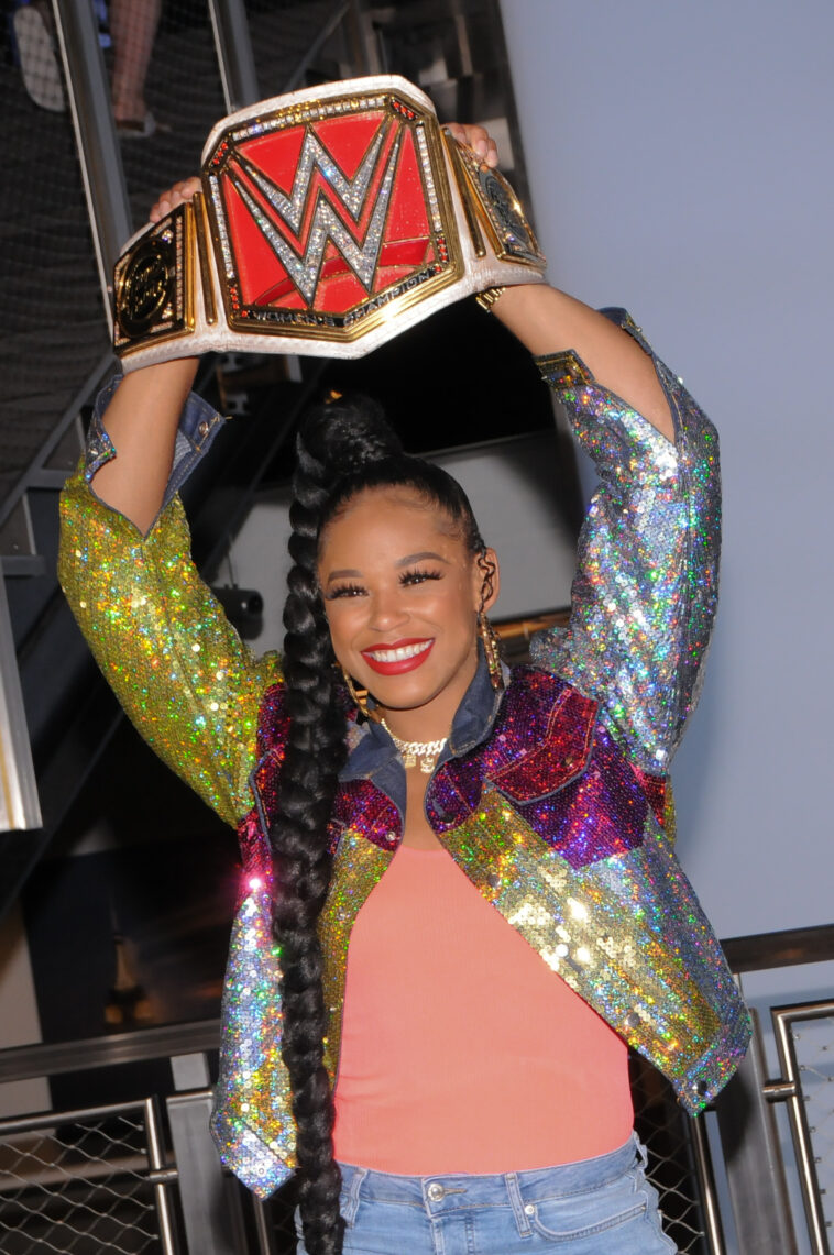 Bianca Belair ahora reina como campeona femenina de Raw