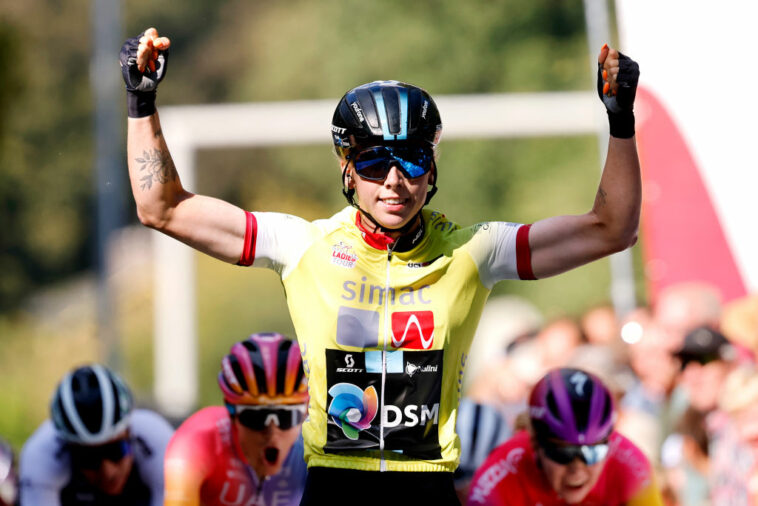 Lorena Wiebes logra su segunda victoria consecutiva en la etapa 2 del Simac Ladies Tour
