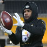 Los Steelers firman a WR Diontae Johnson con una extensión de contrato de dos años, según el informe