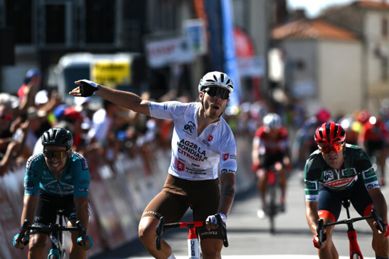 Sarreau se duplica en la etapa 2 del Tour Poitou-Charentes