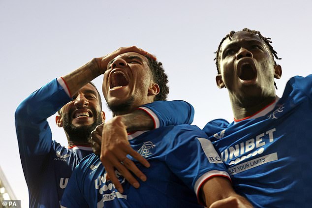 Malik Tilman celebra su gol en la victoria del Rangers por 3-0 sobre el Union Saint-Gilloise el martes.