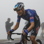 Vine gana el segundo puesto en la cima de la montaña en la Vuelta a España en la etapa 8 Cumbre Colláu Fancuaya