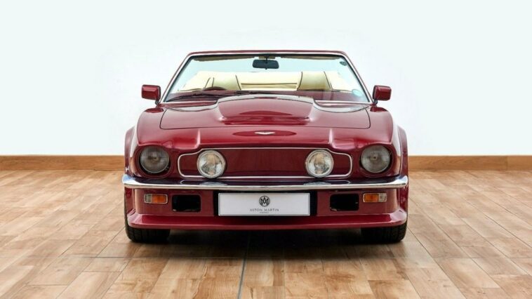 ¿Quién compró David Beckham Aston Martin V8 Vantage Volante?