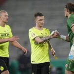 Erling Haaland se enfrentará a Marco Reus (centro) y al resto de sus excompañeros del Borussia Dortmund cuando el equipo de la Bundesliga se enfrente al Manchester City el miércoles por la noche.