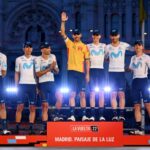 El ultraveterano Valverde baja el telón de la Vuelta a España