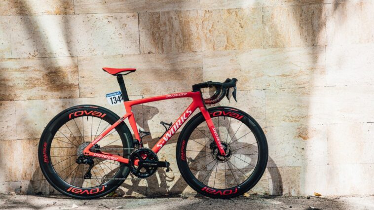 Galería: S-Works Tarmac SL7 rojo ganador de la Vuelta de Remco Evenepoel