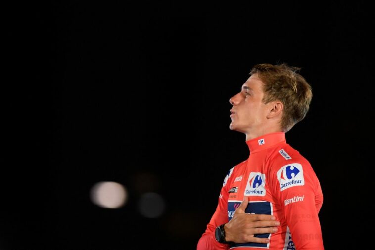'Historia para mi equipo, mi país y para mí' - Evenepoel celebra la victoria en la Vuelta a Madrid