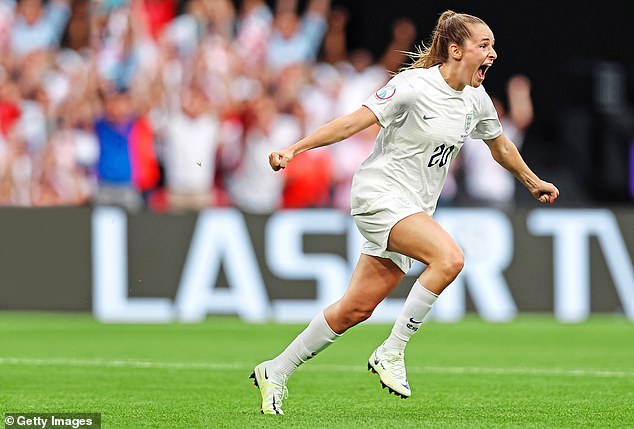Ella Toone anotó el primer gol en la victoria 2-1 de Inglaterra sobre Alemania en la final de la Eurocopa 2022