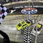 Accidente de AJ Allmendinger y Austin Cindric al final - Bristol Motor Speedway - NASCAR Xfinity Series