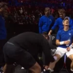 Roger Federer se ocupa de la rodilla sangrante de Murray: "¡Amable!  este es sir andy"