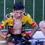 Testigo presencial: gran drama en la Vuelta a España cuando Roglic se estrella después de un ataque tardío