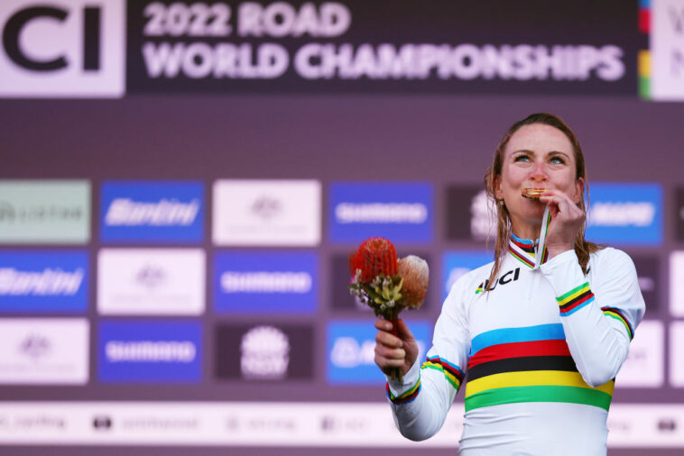 Annemiek van Vleuten sobre la celebración del maillot arcoíris en el Tour de Romandía