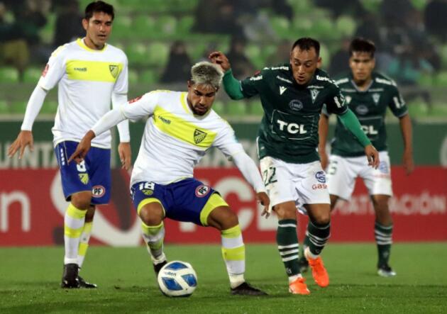 Barnechea derrotó a Wanderers y se alejó de la zona de descenso » Prensafútbol