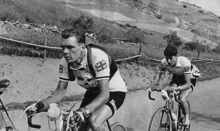 Brian Robinson, primer británico en ganar una etapa del Tour de Francia, muere a los 91 años