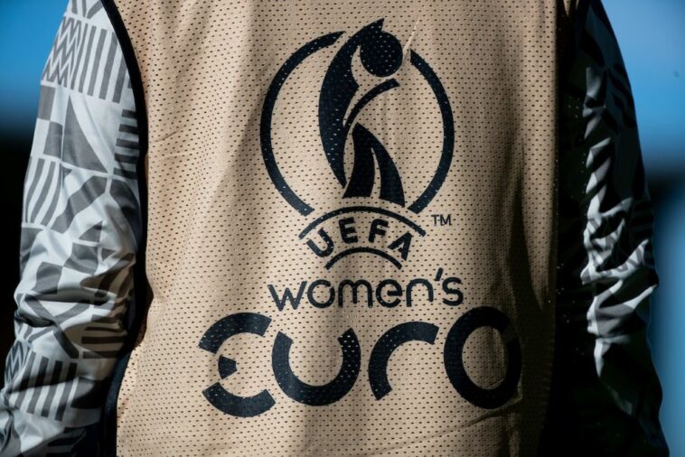 babero de la eurocopa femenina de la uefa