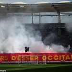 El partido entre Toulouse y Montpellier se paralizó tras lanzar gases lacrimógenos