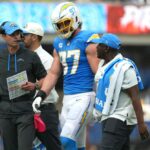 Se espera que Joey Bosa de los Chargers se pierda de 8 a 10 semanas con una lesión en la ingle