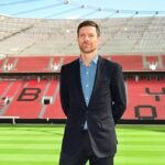 Xabi Alonso ha asumido su primer trabajo como entrenador en el Bayer Leverkusen alemán